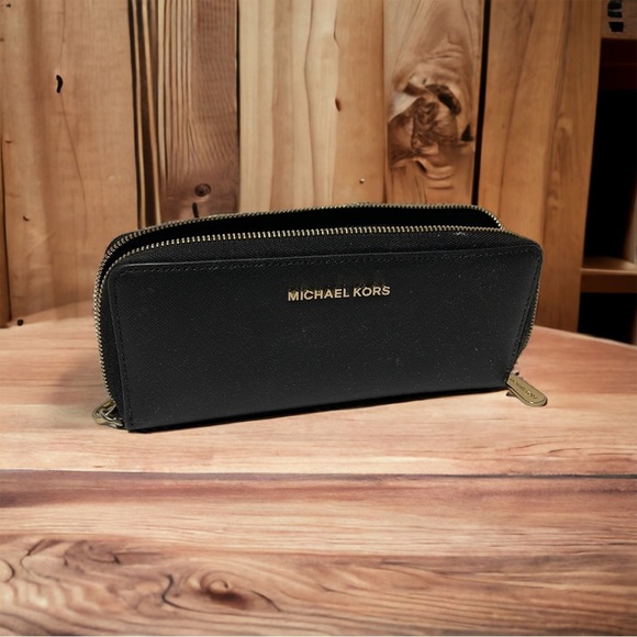 Michael Kors Handbags - Michael Kors Zippered Wallet Color Black